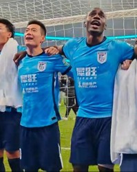 bob半岛体育app下载-河南真核伤了 阿奇姆彭打上鸡血！王国明出击吗？斯坦丘也能吊射